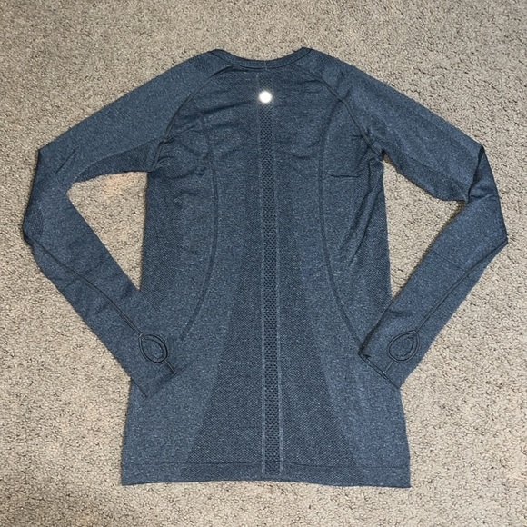 Lululemon Swiftly Tech Long Sleeve Thumbholes Dark Classic Sport Grey 6 - Picture 7 of 9